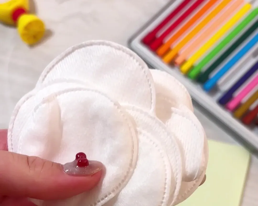 クリスマスツリー製作の材料の画像